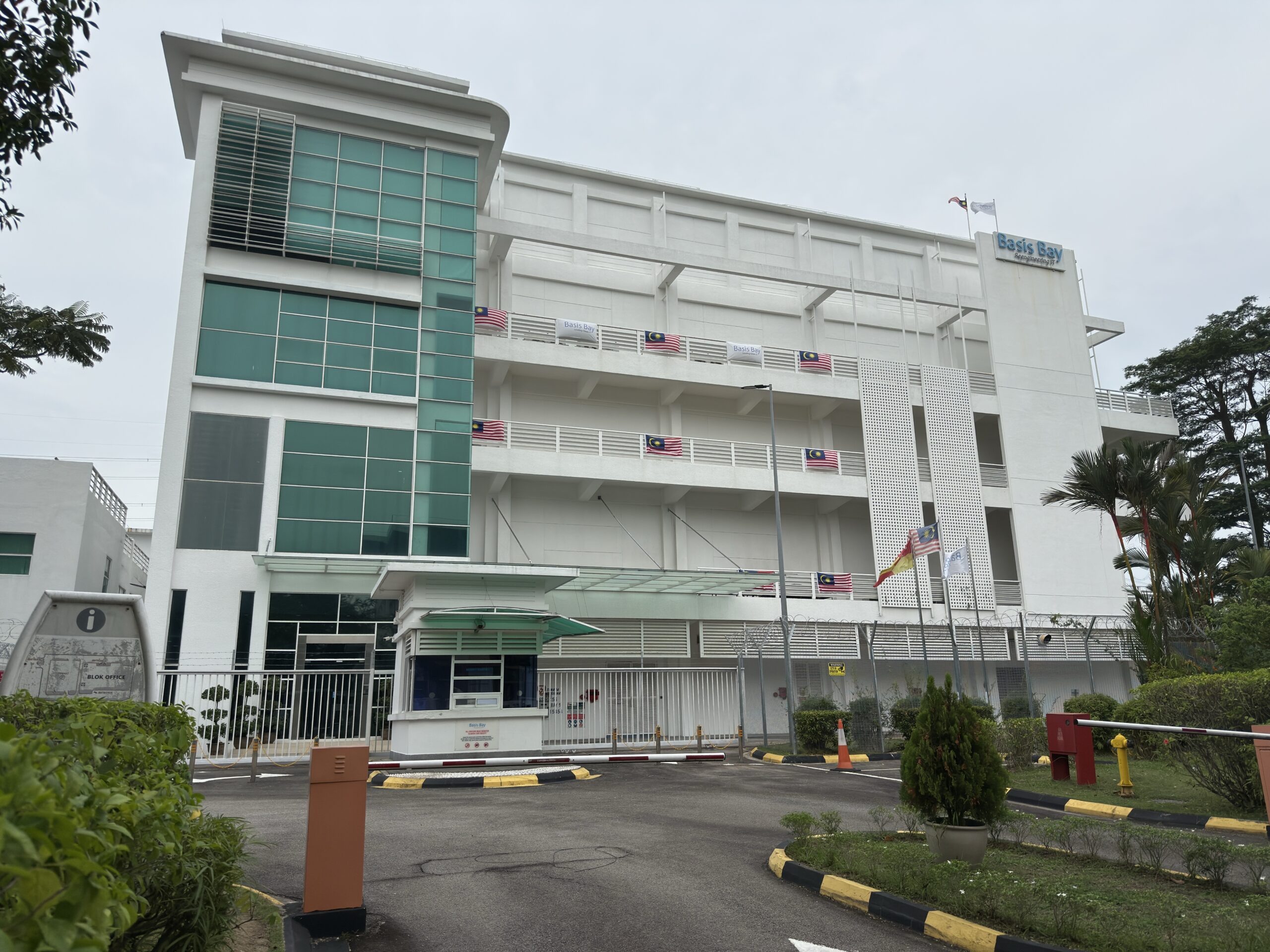 Basis Bay Cyberjaya DC1 building
